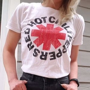 Red hot chili peppers tshirt